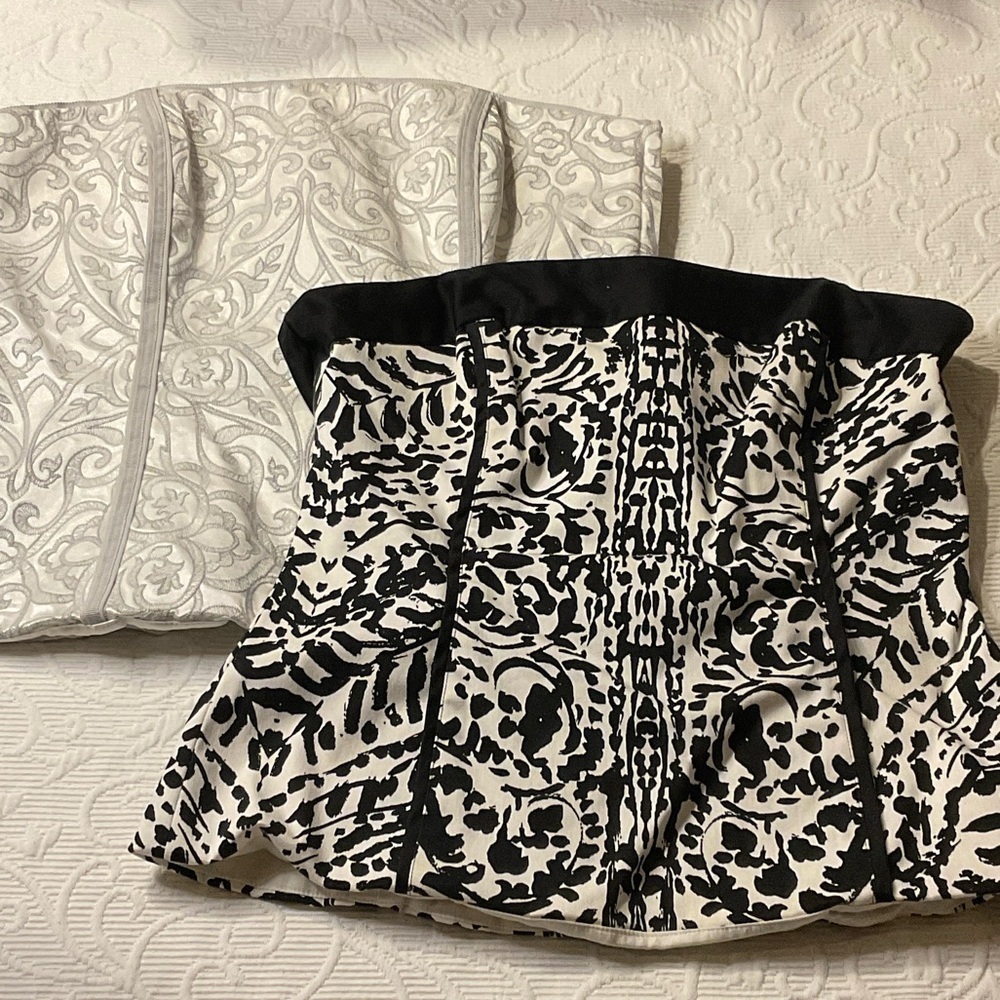 White House Black Market Black Bundle of 2 bustier. Pre owned. Size 4